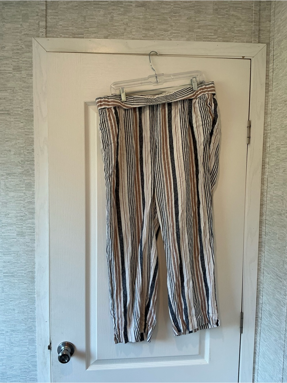 Jones & co women’s Striped Casual Joggers in Beige, Navy & Cream 1XL Euc